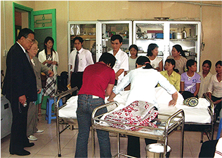 介護研修 受講風景(ベトナム)